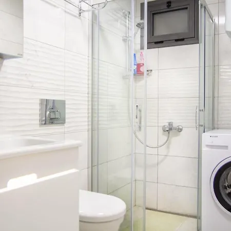 Appartamento Splendid Flat With Shared Pool And Backyard Close To The Beach In Cesme